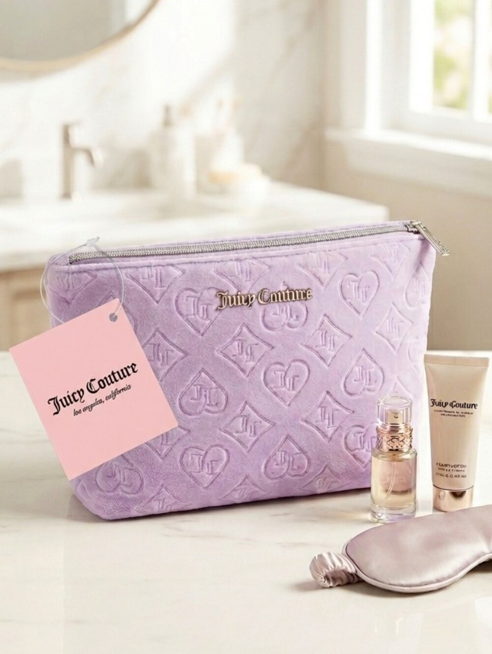JUICY COUTURE Lavender Purple Velour Monogram Heart Embossed Makeup Cosmetic Bag